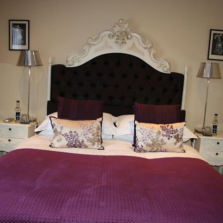 The New White Lion Hotell Llandovery Exteriör bild