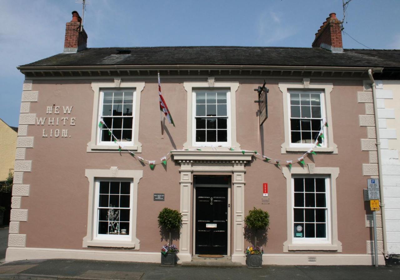 The New White Lion Hotell Llandovery Exteriör bild