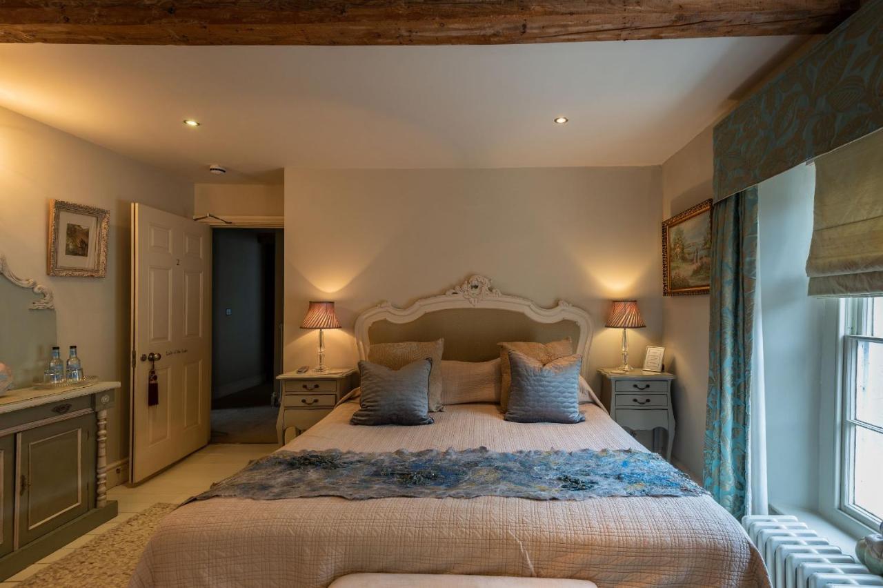 The New White Lion Hotell Llandovery Exteriör bild